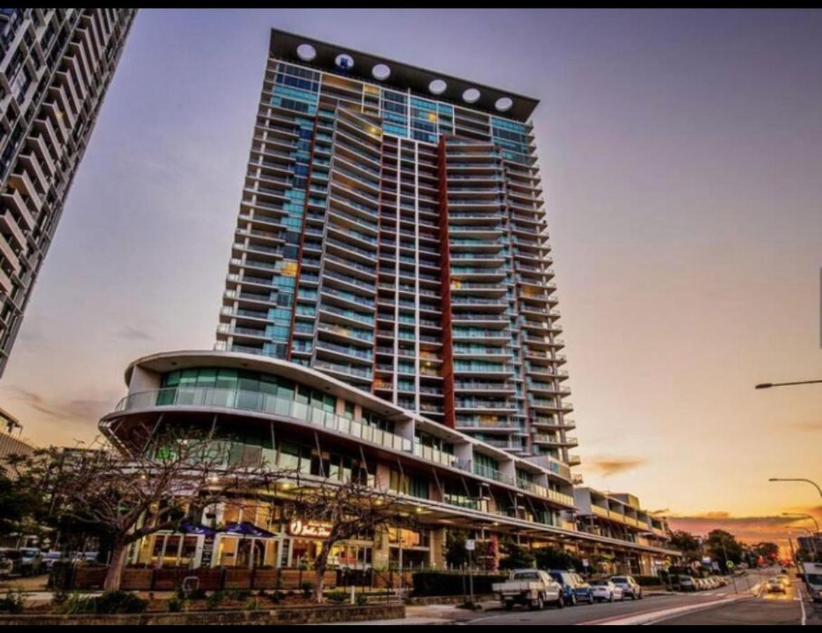 Marina Ocean View At The Shores Gold Coast Dış mekan fotoğraf